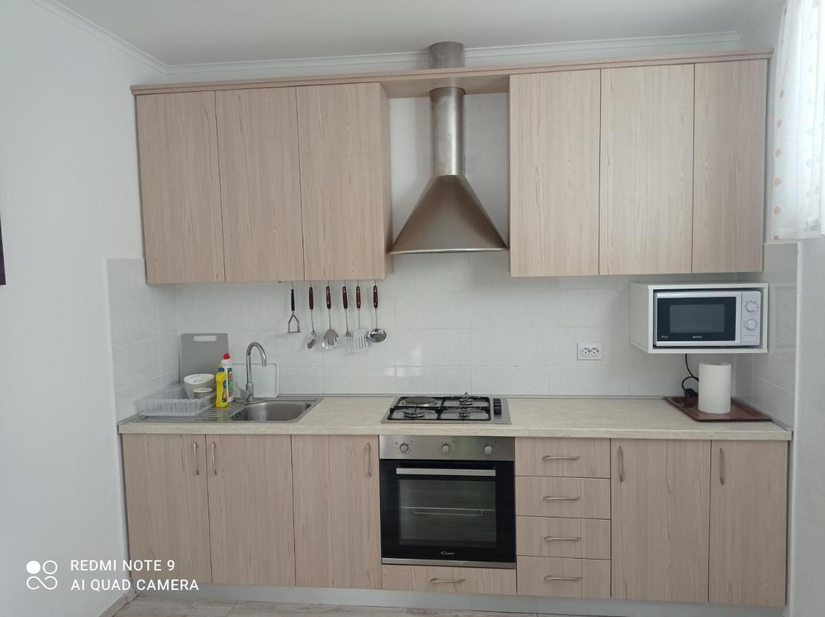 Studio Apartman Sonja โอโทชาส ภายนอก รูปภาพ
